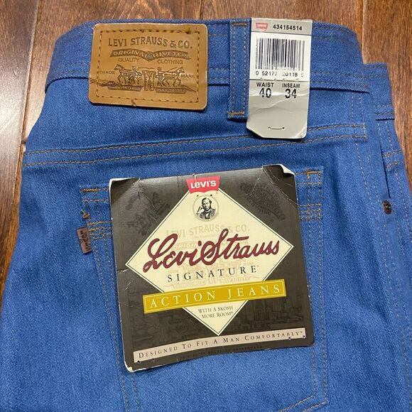 Levi's Vintage 2001 Signature Action Denim Blue Jeans NWT Men's Size W40 x L34 - Picture 2 of 9